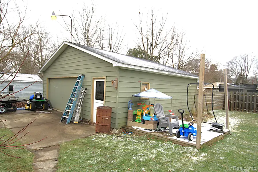 403 Randolph Street, Owosso, MI 48867 - #3