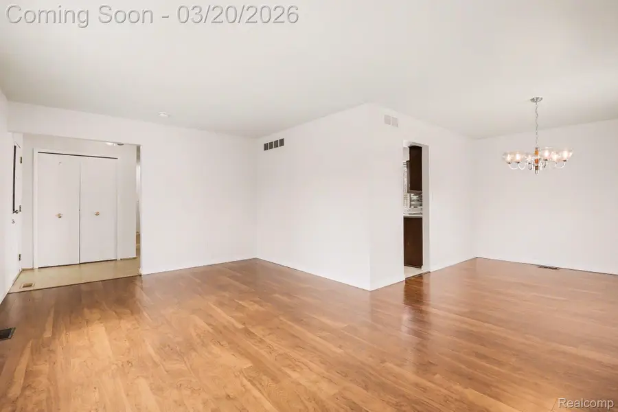 35590 Hatherly Place, Sterling Heights, MI 48310 - #3