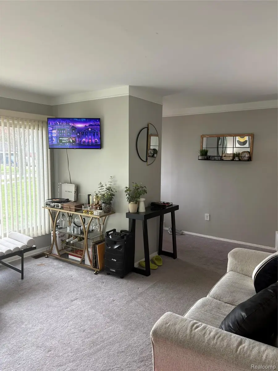 20340 Briarwood Court, Southfield, MI 48076 - #3