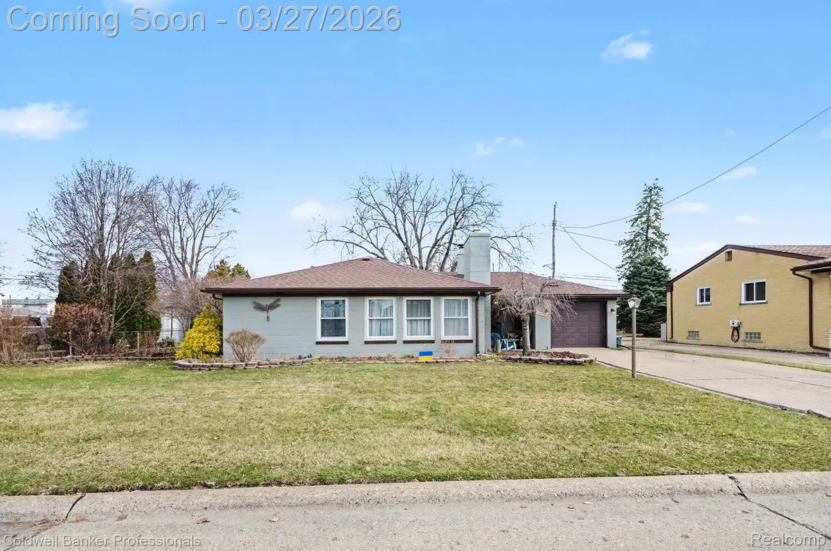 22445 Wildwood Street, Saint Clair Shores, MI 48081 - #1