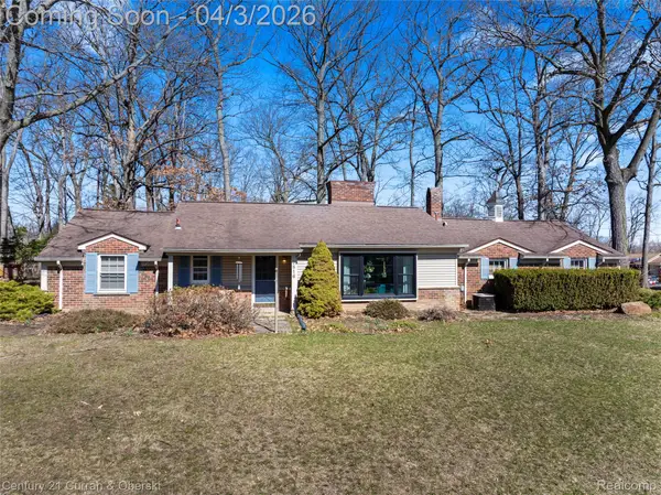 5816 Darbwood Lane, WestBloomfield, MI 48324