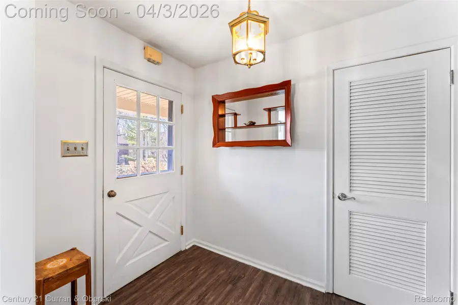 5816 Darbwood Lane, West Bloomfield, MI 48324 - #2