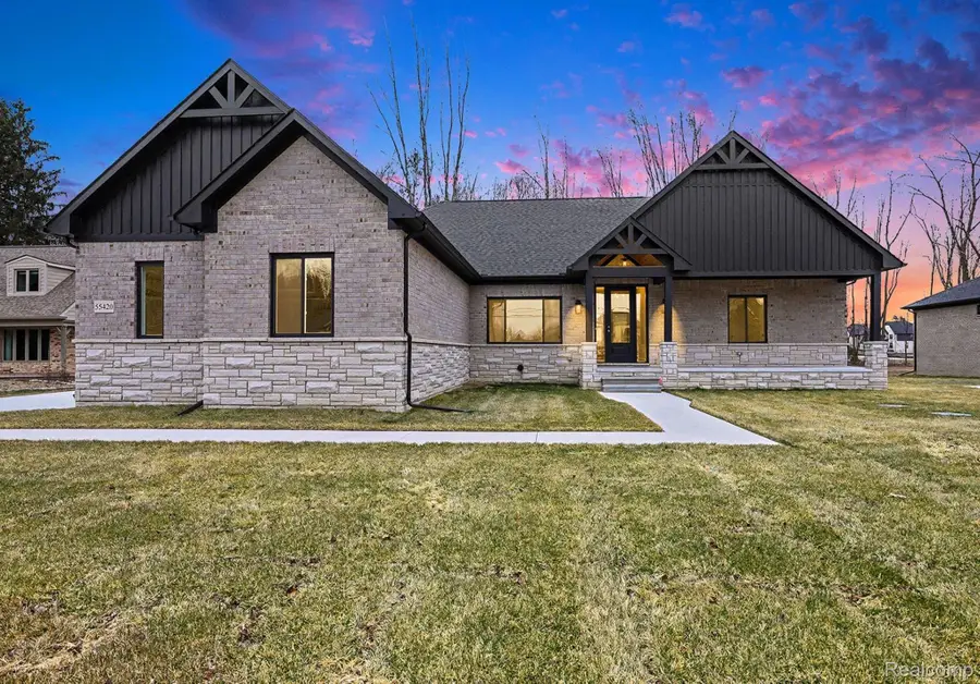 55420 Jewell Road, Shelby, MI 48315 - #2