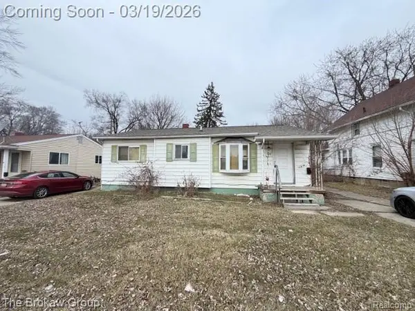 1514 W Atherton Road, Flint, MI 48507