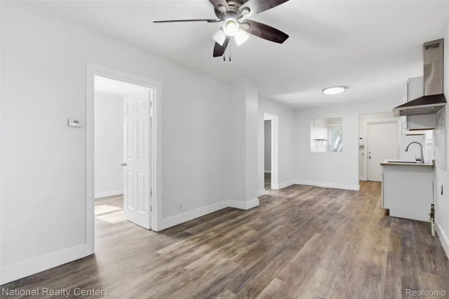 7547 Stephens, Center Line, MI 48015 - #3