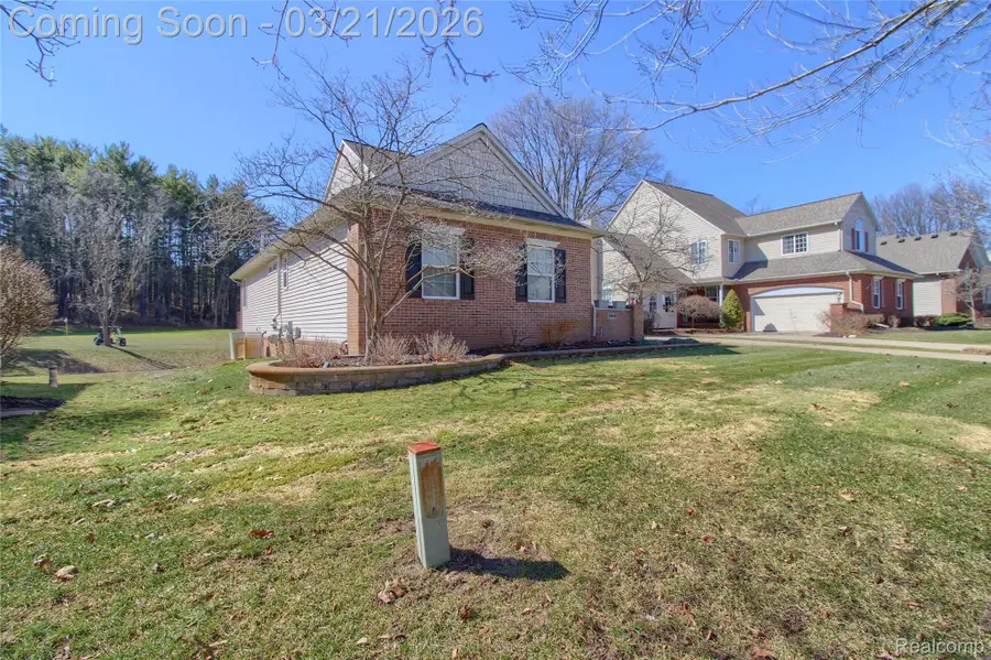 9814 Tioga Trail #120, Pinckney, MI 48169 - #3