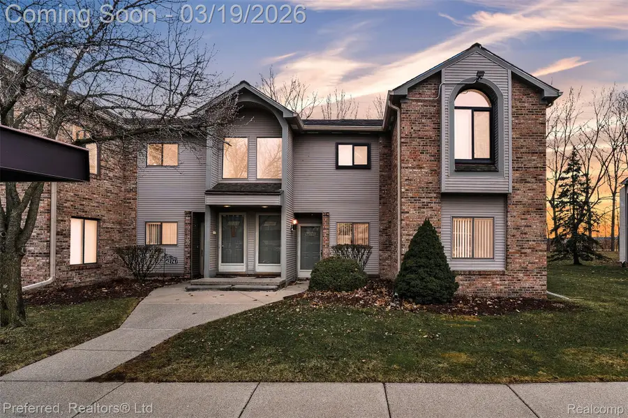 42751 Lilley Pointe Drive, Canton, MI 48187 - #3