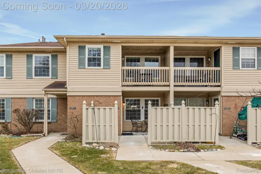 19272 Northridge Drive, Northville, MI 48167 - #2