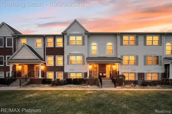 730 Eagle Drive, Fenton, MI 48430