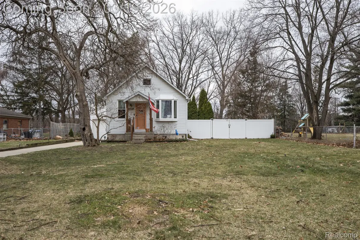 20307 Parkville Street, Livonia, MI 48152 - #1