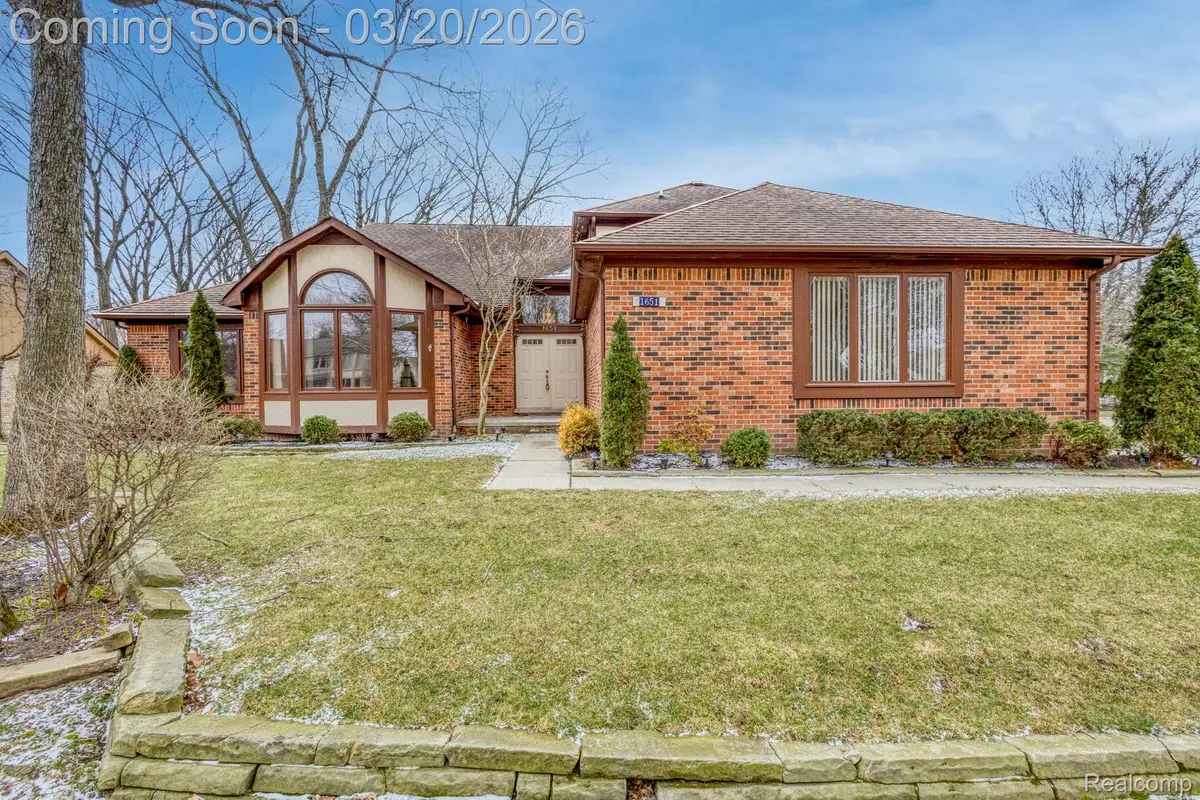 1651 Redbud Drive, Troy, MI 48098 - #1