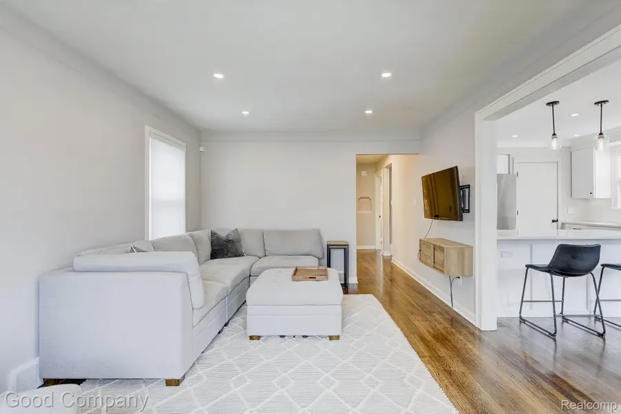 602 N Vermont Avenue, Royal Oak, MI 48067 - #3