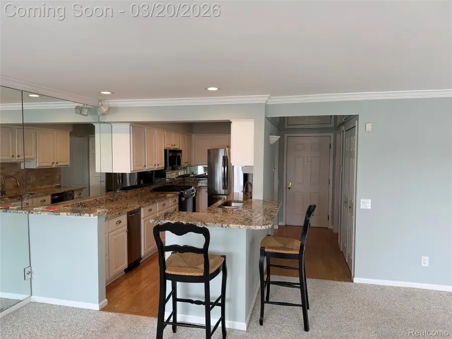 3553 Port Cove Drive #34, Waterford, MI 48328 - #3