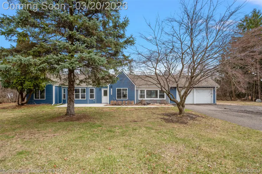 24560 Orchard Lake Road, Farmington Hills, MI 48336 - #2