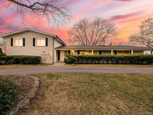 6775 Cedarbrook Drive, BloomfieldHills, MI 48301