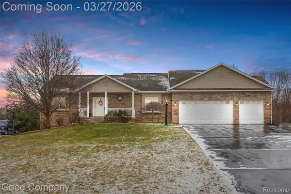 7526 Summer Breeze Trail, Howell, MI 48843