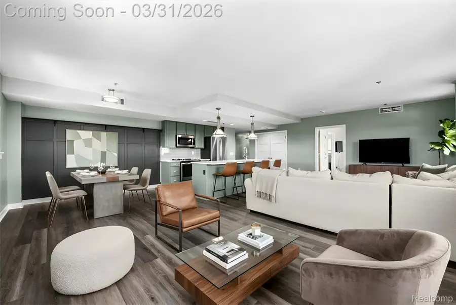 525 W Lafayette Boulevard #21C, Detroit, MI 48226 - #3