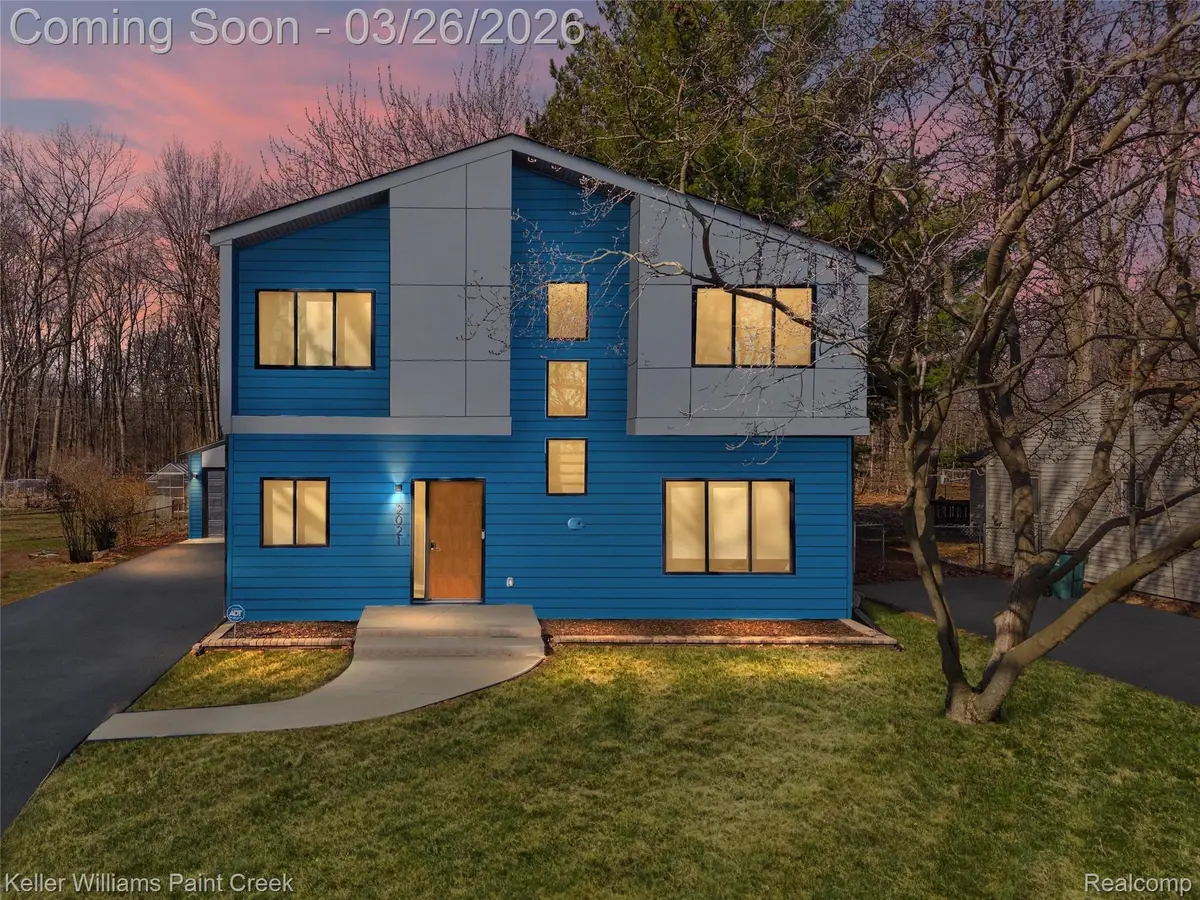 2021 Van Courtland Drive, Troy, MI 48083 - #1