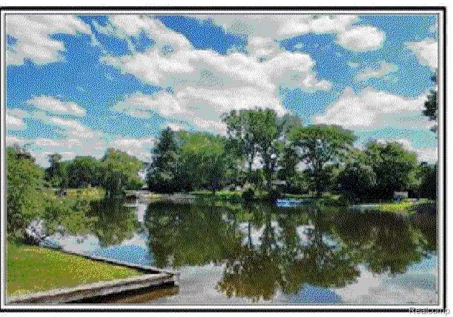 982 Artdale Drive, White Lake, MI 48383 - #2