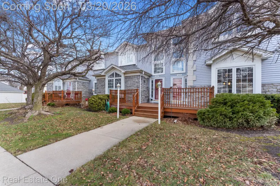 2237 3rd Street, Wyandotte, MI 48192 - #2