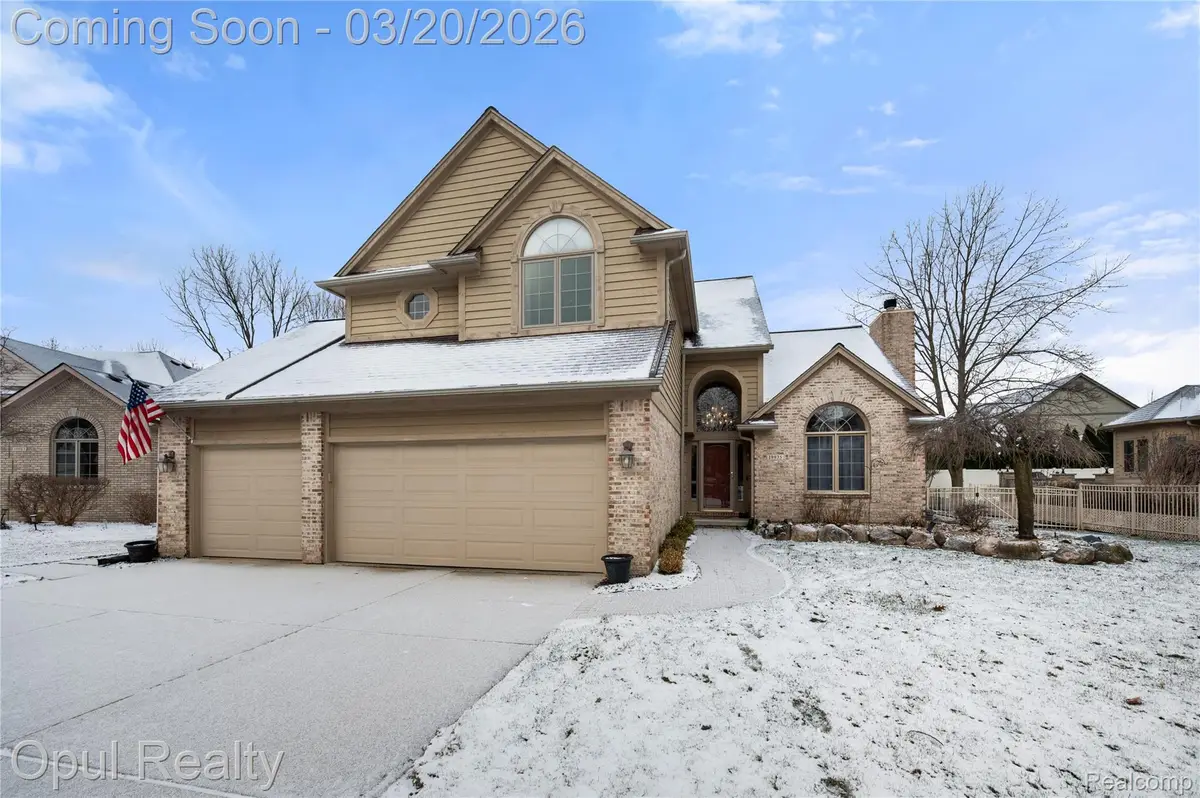 19935 Irving Drive, Livonia, MI 48152 - #1