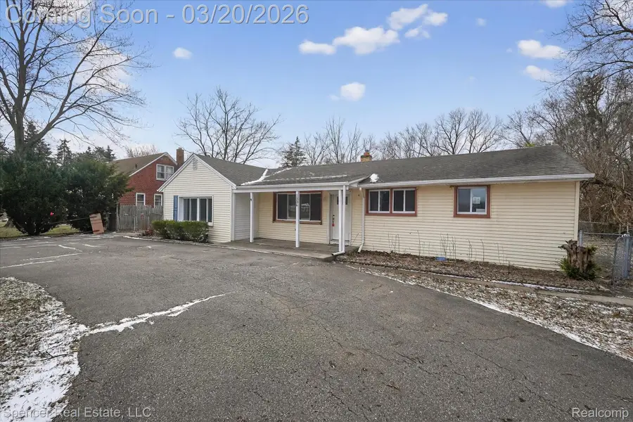 1336 E Long Lake Road, Troy, MI 48085 - #3