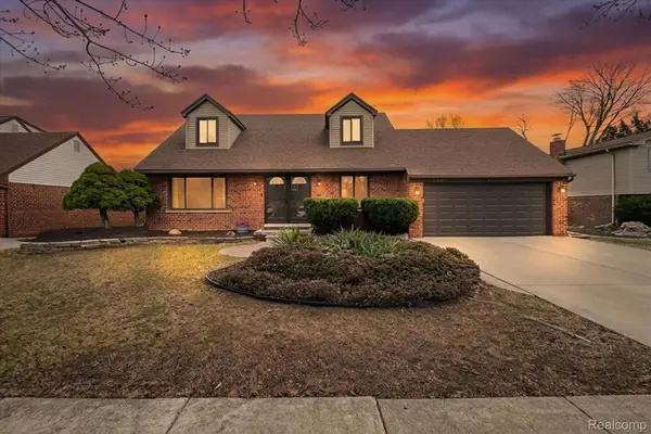 24701 Pamela Street, FlatRock, MI 48134