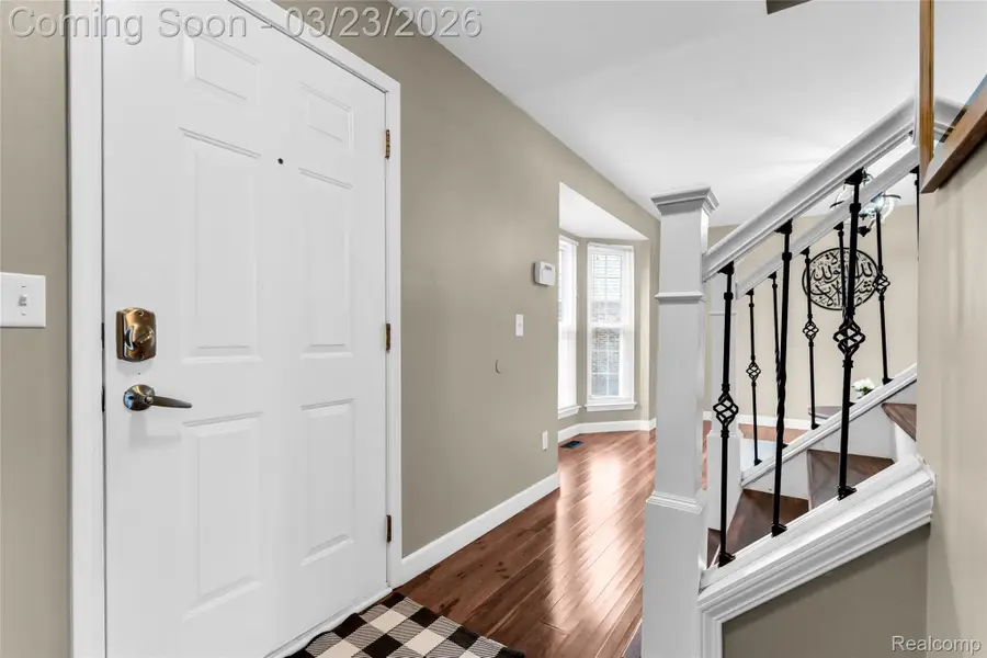 648 Lansdowne Drive, Westland, MI 48185 - #3