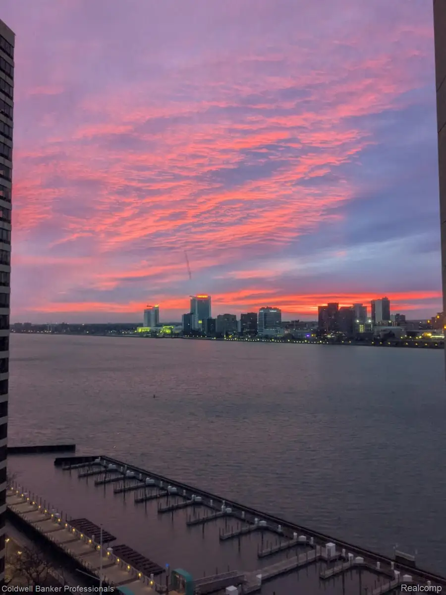 300 Riverfront Drive #14-G, Detroit, MI 48226 - #2