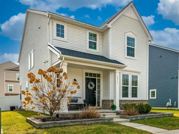 2461 Massoit Road, RoyalOak, MI 48073