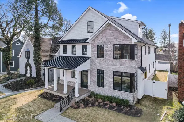 667 Oak, Birmingham, MI 48009