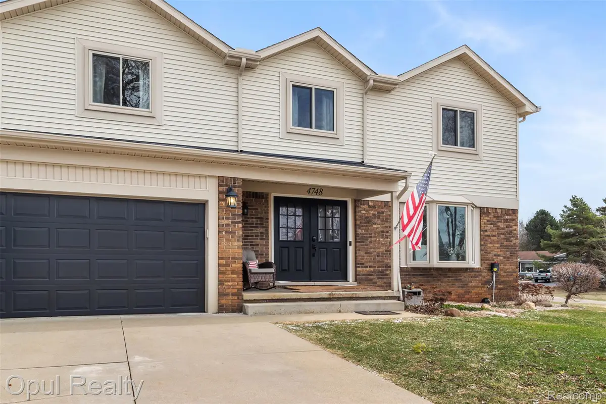 4748 Ravinewood Drive, Commerce Township, MI 48382 - #1