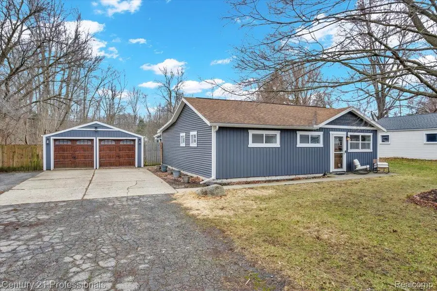 7079 Felix Drive, Clarkston, MI 48346 - #2