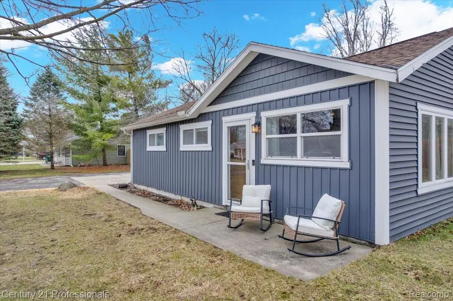 7079 Felix Drive, Clarkston, MI 48346 - #3