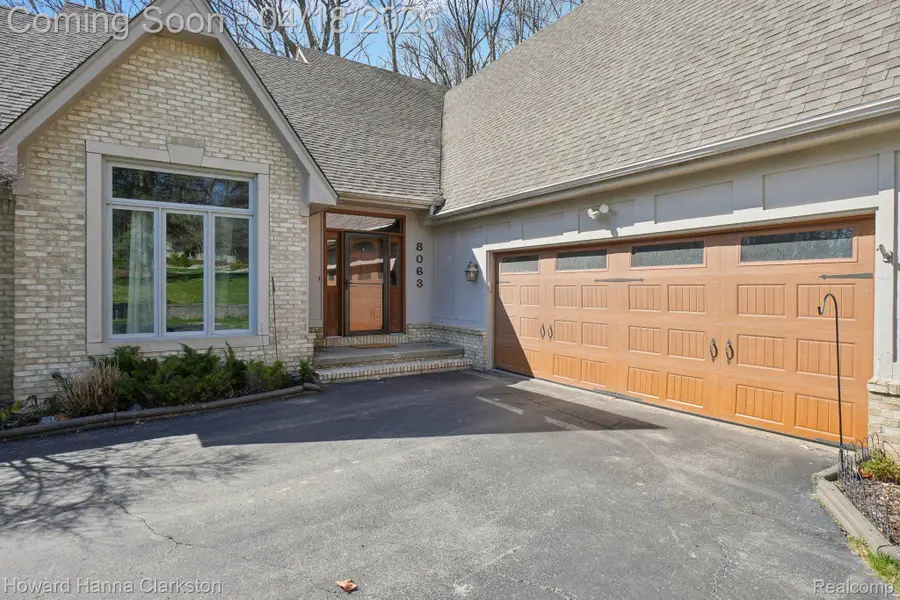 8063 Fawn Valley Drive, Clarkston, MI 48348 - #2