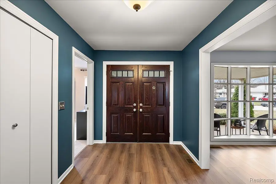 39728 Bonnie Court, Clinton, MI 48038 - #3