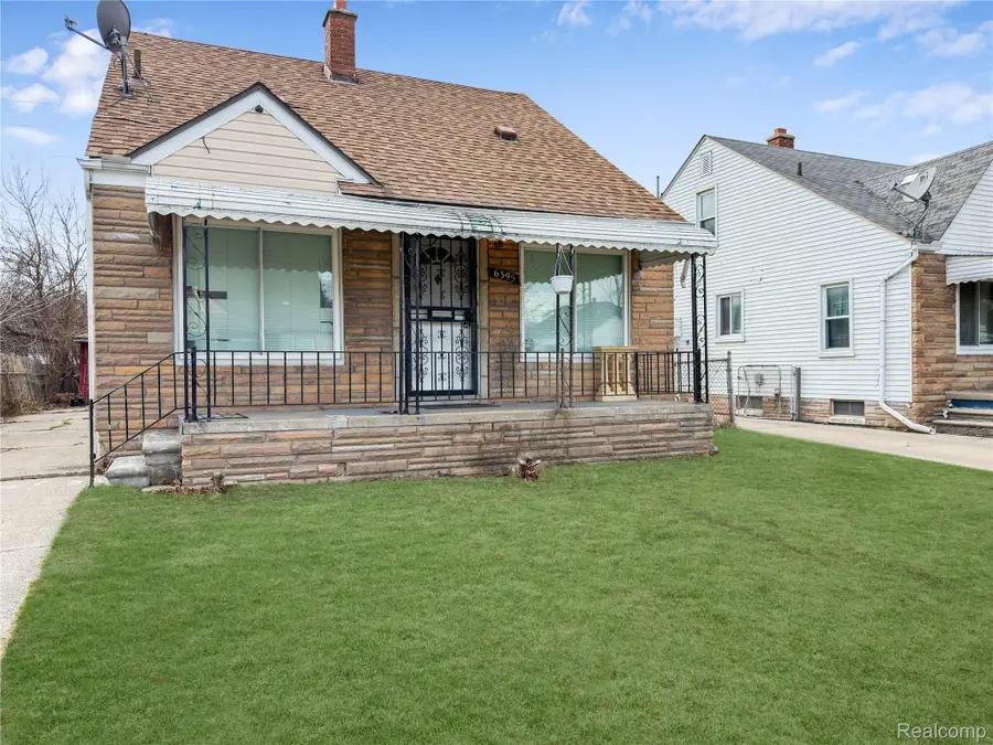 6395 Stahelin Avenue, Detroit, MI 48228 - #3