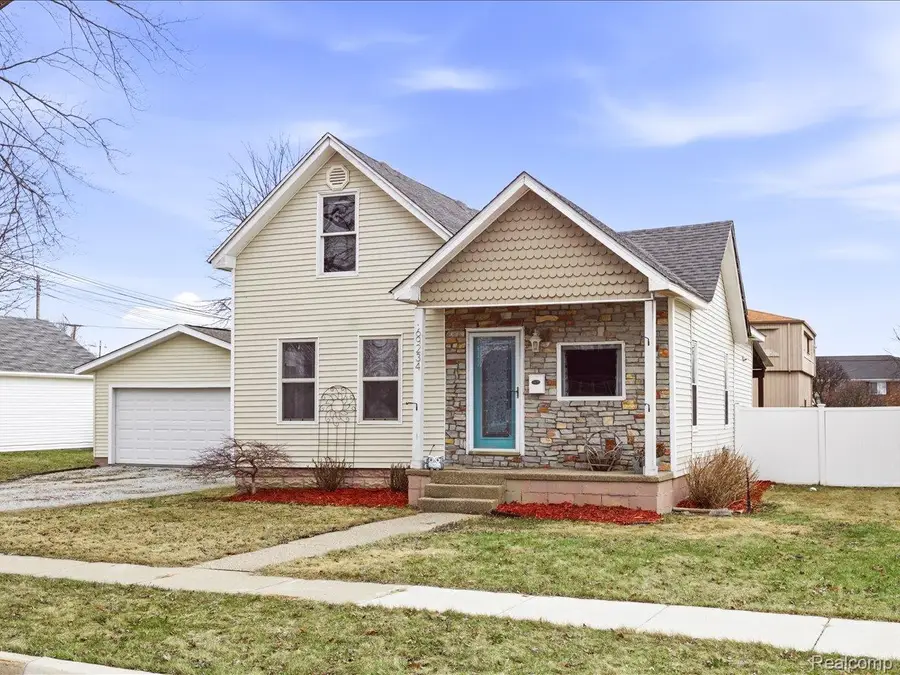 69234 Stone Street, Richmond, MI 48062 - #2