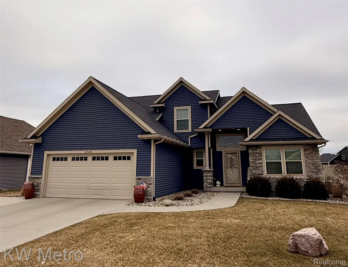 5760 Stone Briar Lane S, Freeland, MI 48623 - #1