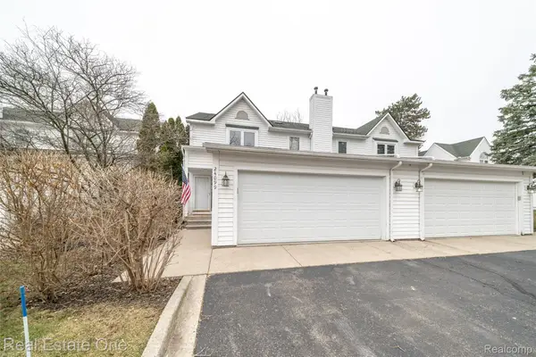 24099 Tana Court, Farmington, MI 48335