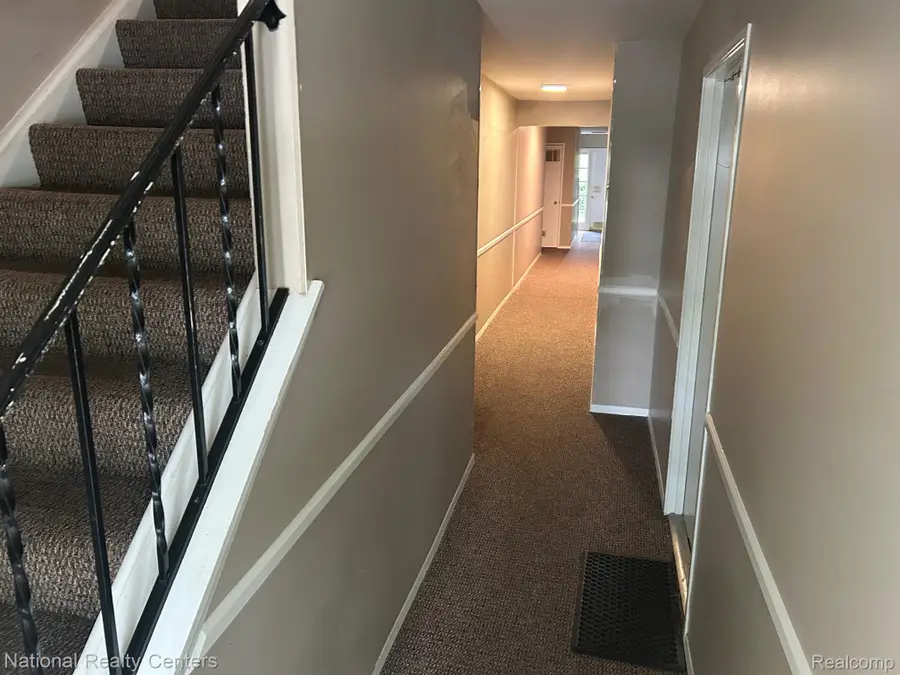 924 Chestnut Hill Drive #A, Auburn Hills, MI 48326 - #3