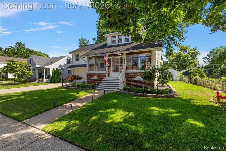 1957 Columbia Road, Berkley, MI 48072 - #3