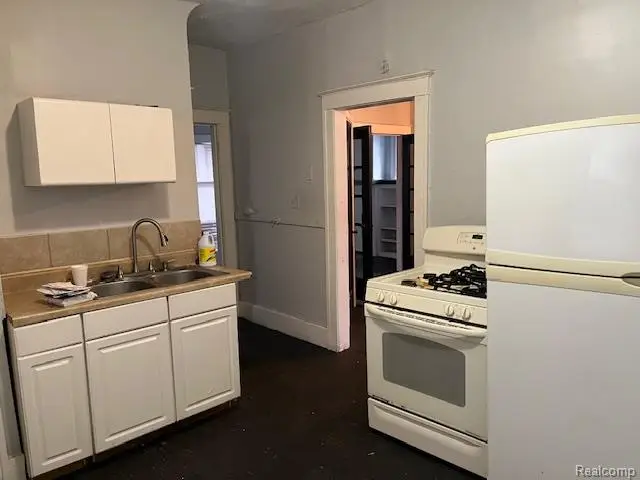 816 Algonquin Street, Detroit, MI 48215 - #3