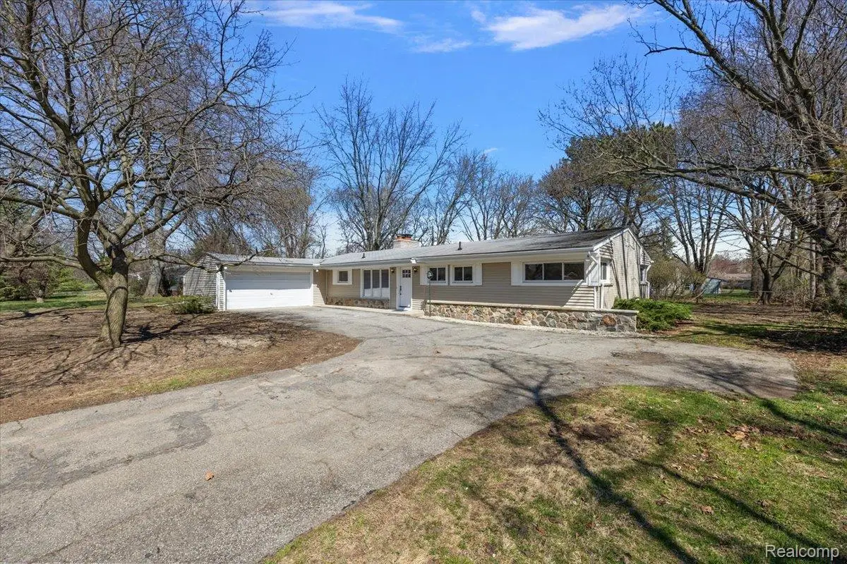 32430 Nottingham Knolls, Farmington Hills, MI 48334 - #1