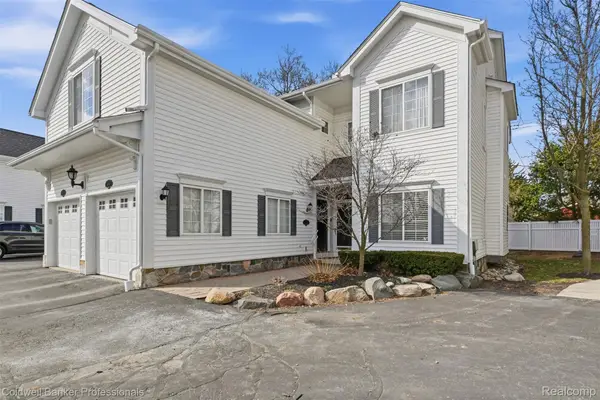 1678 Cassady Place Drive #29, Plymouth, MI 48170