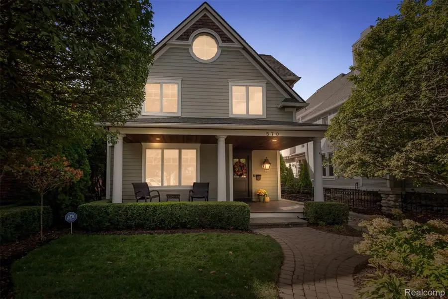 570 Pierce Street, Birmingham, MI 48009 - #2