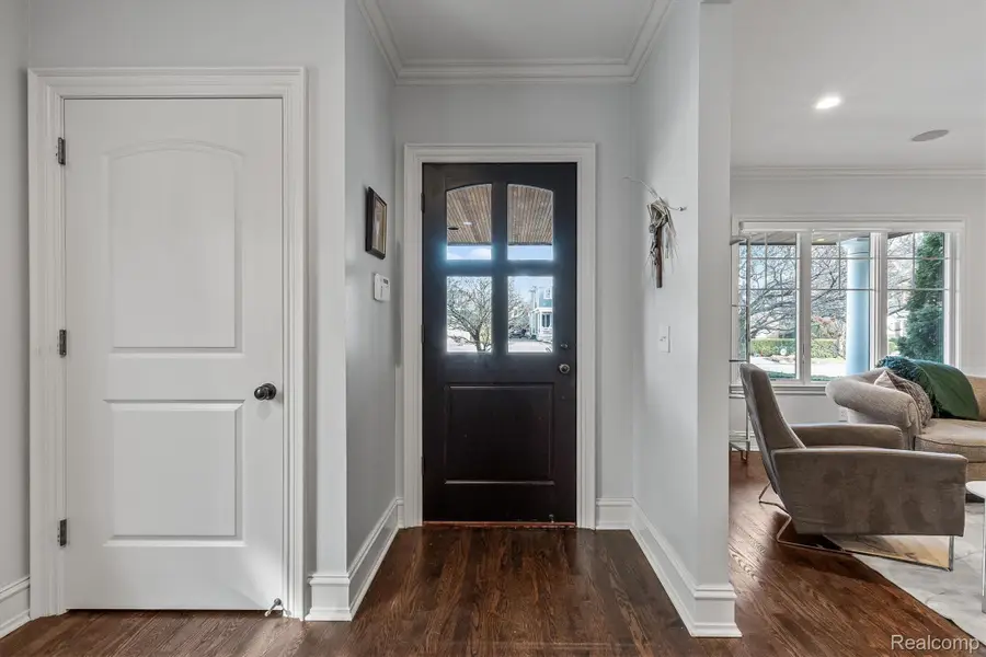 570 Pierce Street, Birmingham, MI 48009 - #3