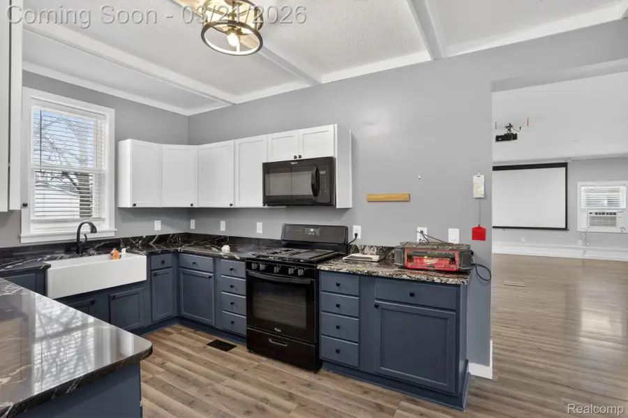 200 N River Road, Saginaw, MI 48609 - #3