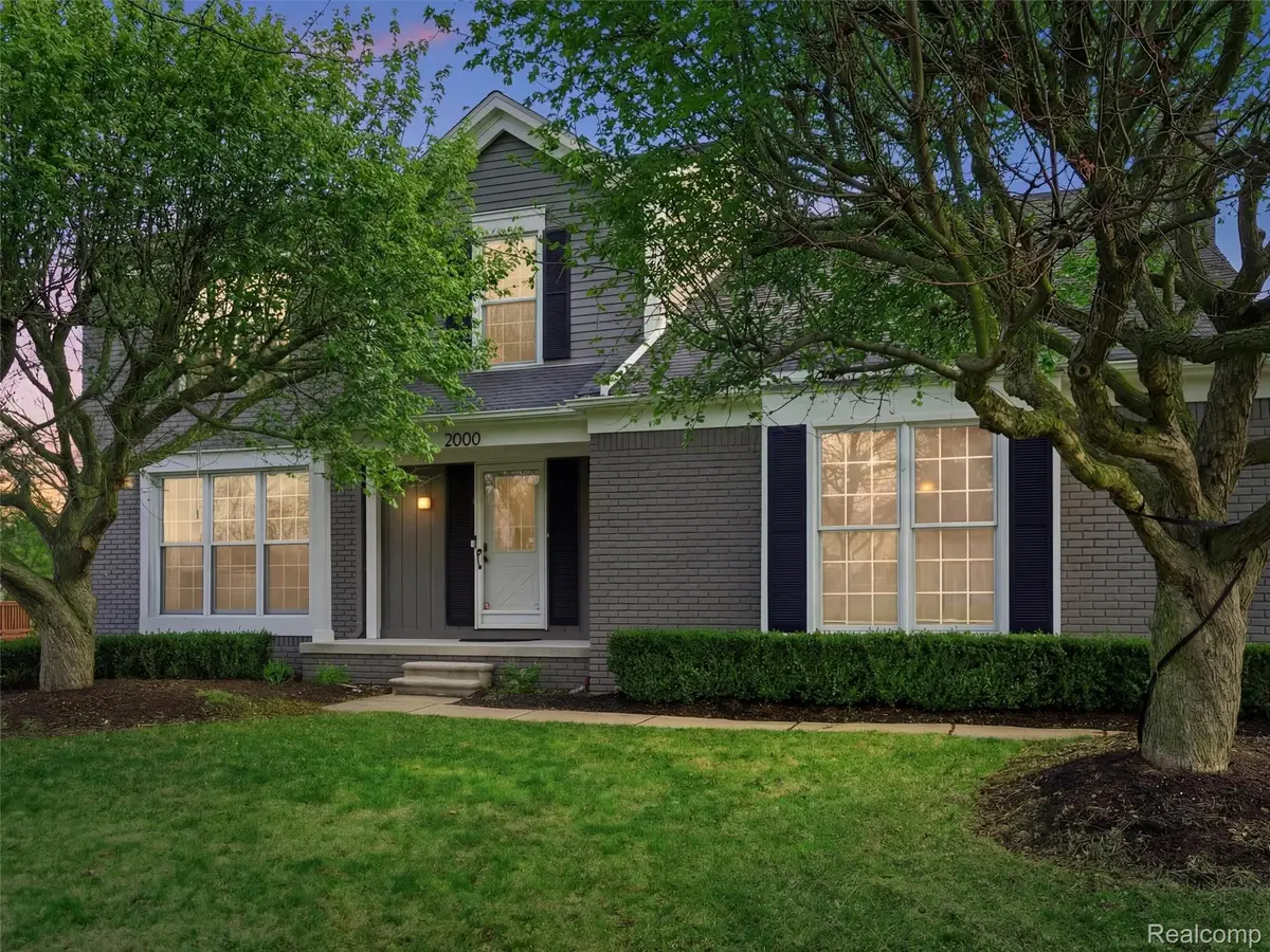 2000 Stonington Court, Rochester Hills, MI 48306 - #1