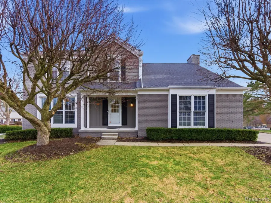 2000 Stonington Court, Rochester Hills, MI 48306 - #2